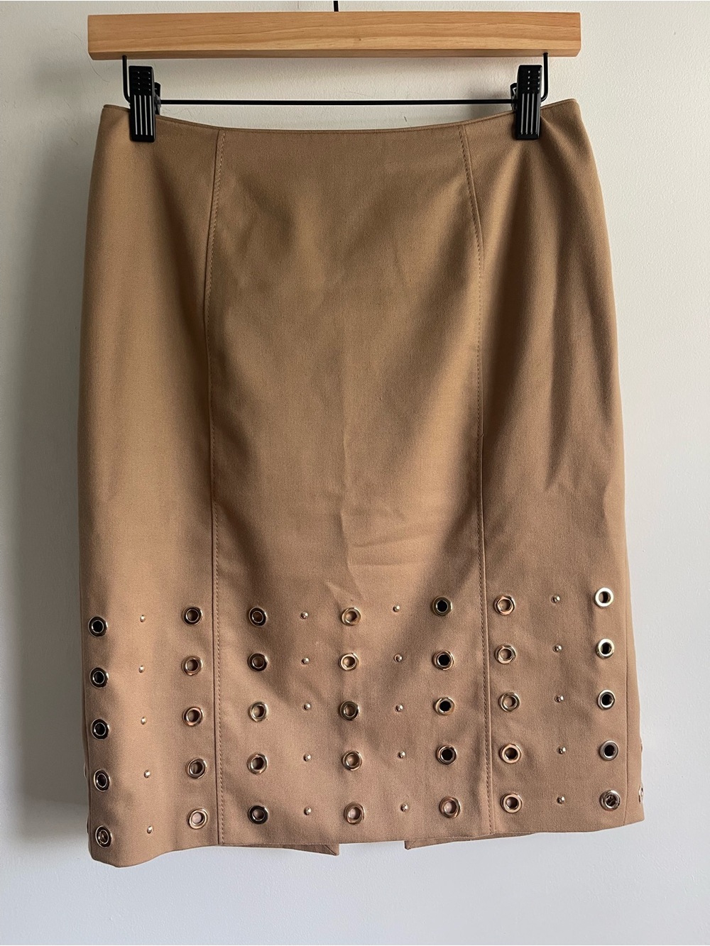 White House Black Market Camel Tan Pencil Skirt w/ Gold Hardware Career Classic
